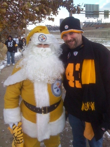 Chud's own Clinton Shaffer wishing everyone happy holidays nfl1616