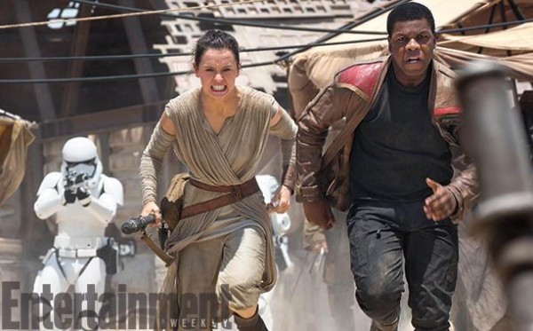 Rey makes her best "brush my teeth/constipated poop" face, while Finn seems to be morphing into a Dick Tracy villain.