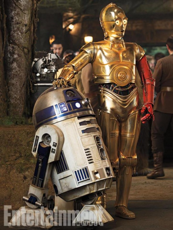 Star-Wars-The-Force-Awakens-R2D2-and-C3PO