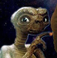 E.T. Blu-ray To Replace Walkie Talkies with Guns