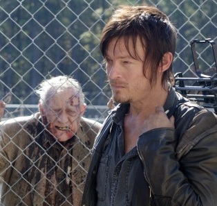 THUD REVIEW: THE WALKING DEAD 3.15 – "THIS SORROWFUL LIFE"