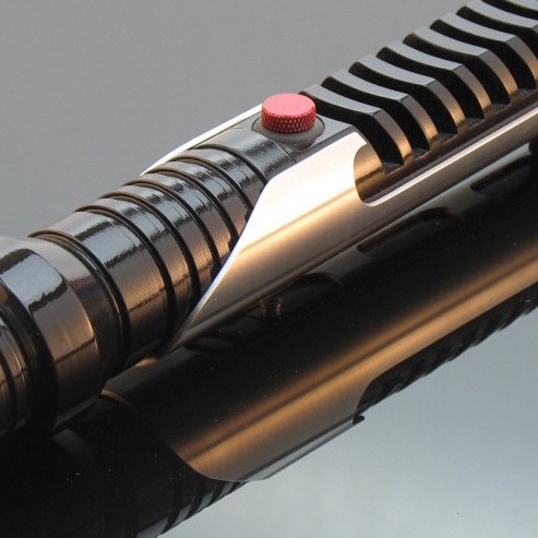 Makeup and Effects Guru Frank Ippolito Shows us How To Make A Lightsaber