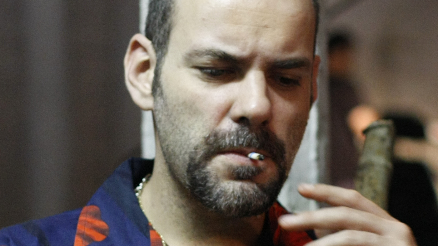 ‘2 RABBITS' Exclusive Clip: Maicon threatens Lawyer (Explicit)